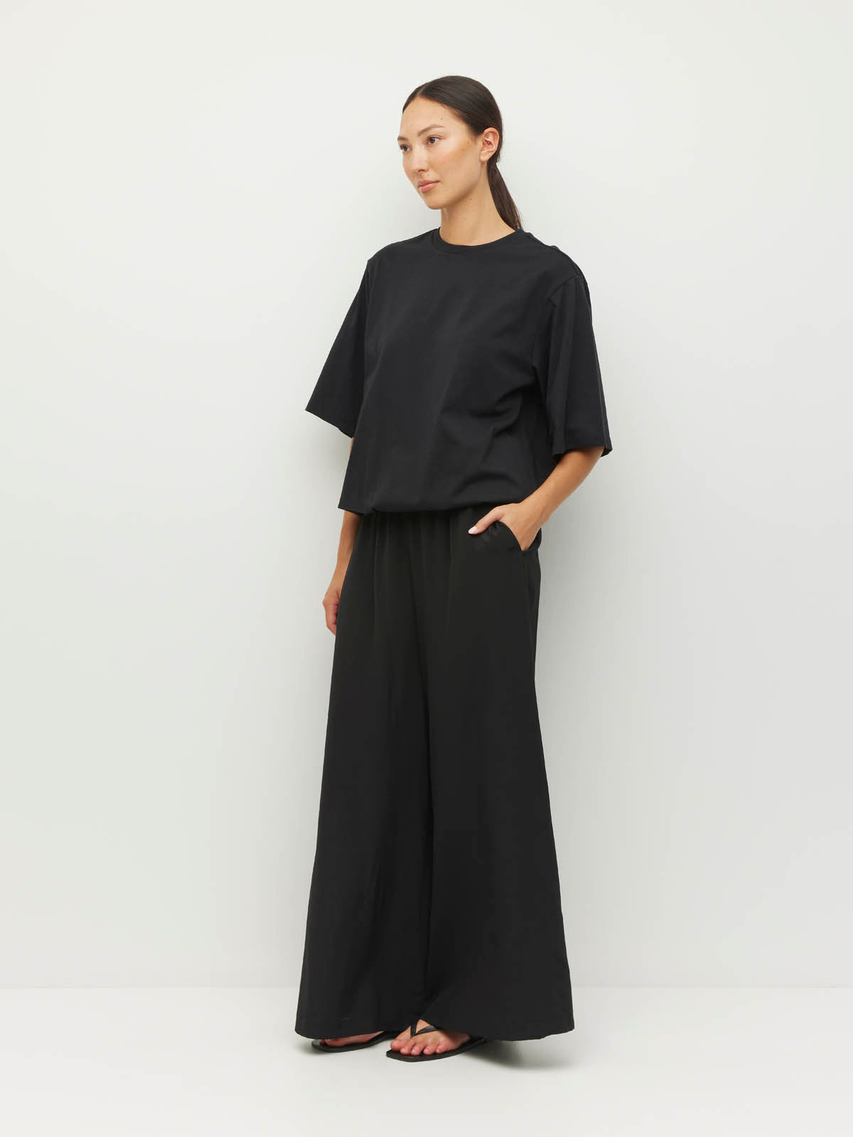Elasticated Boyfriend T (Knit Cotton) Black