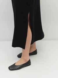 Juliette Hogan Kiko Dress (Luxe Suiting) Black - simple pullover style dress with boat neckline, kimono sleeve, and side splits to the knee - machine washable.
