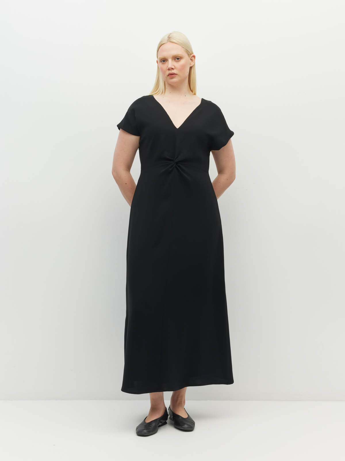 Tove Dress (Luxe Suiting) Black