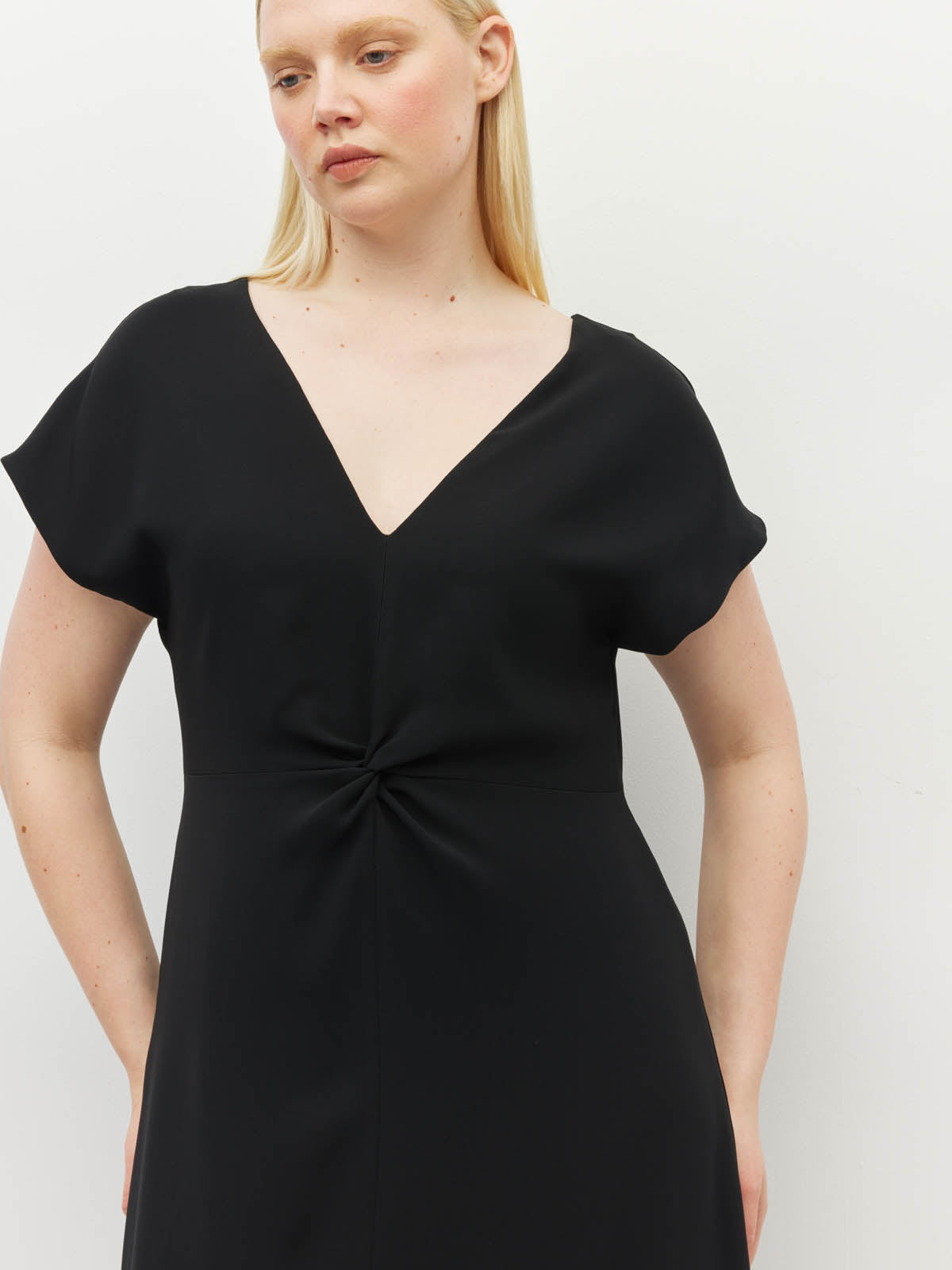 Tove Dress (Luxe Suiting) Black