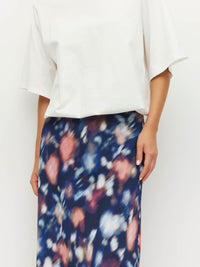 Em Skirt (Rosette Haze Crepe) Night Fall