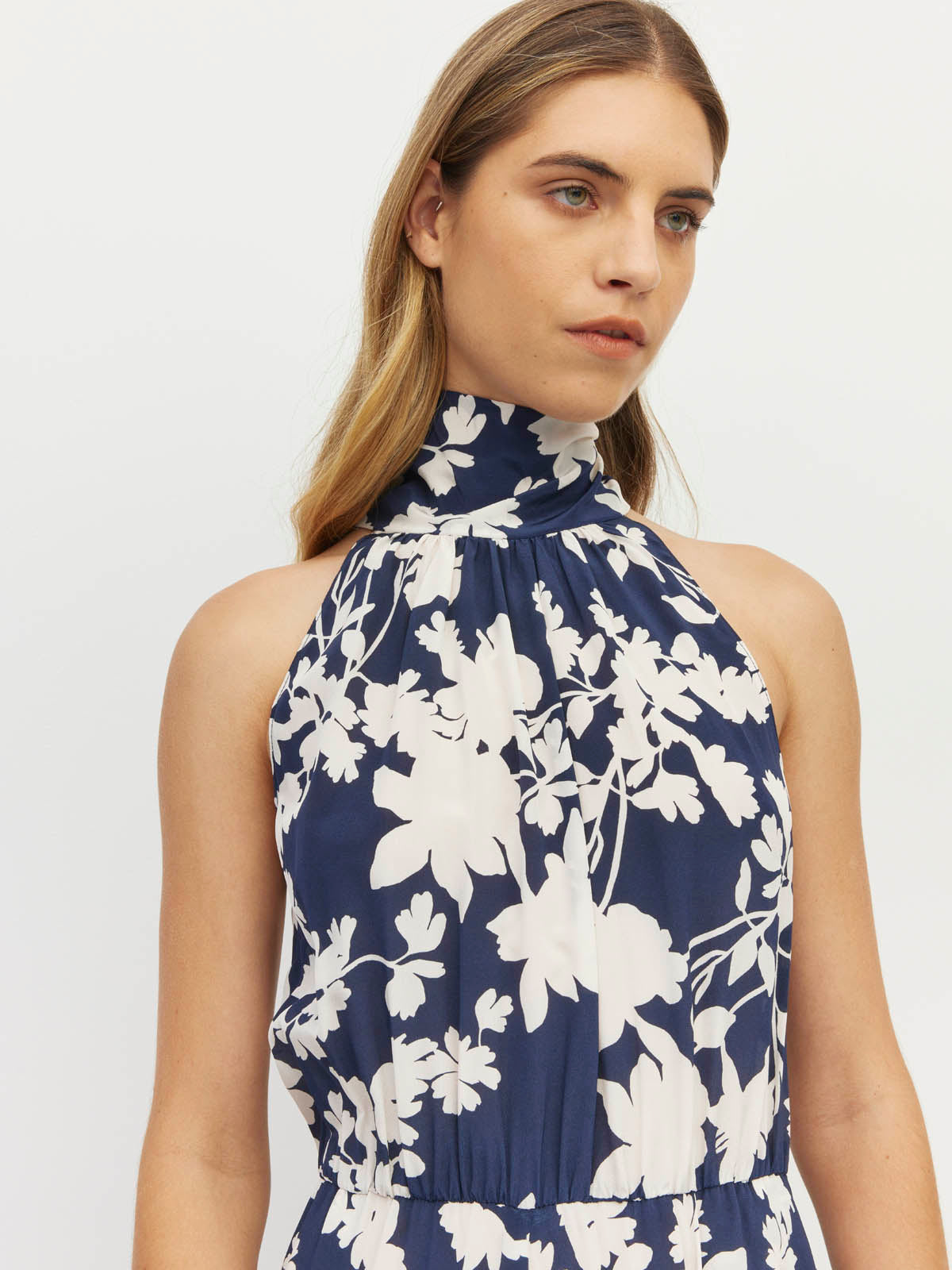 Hana Dress (Shadow Floral Silk CDC) Silhouette