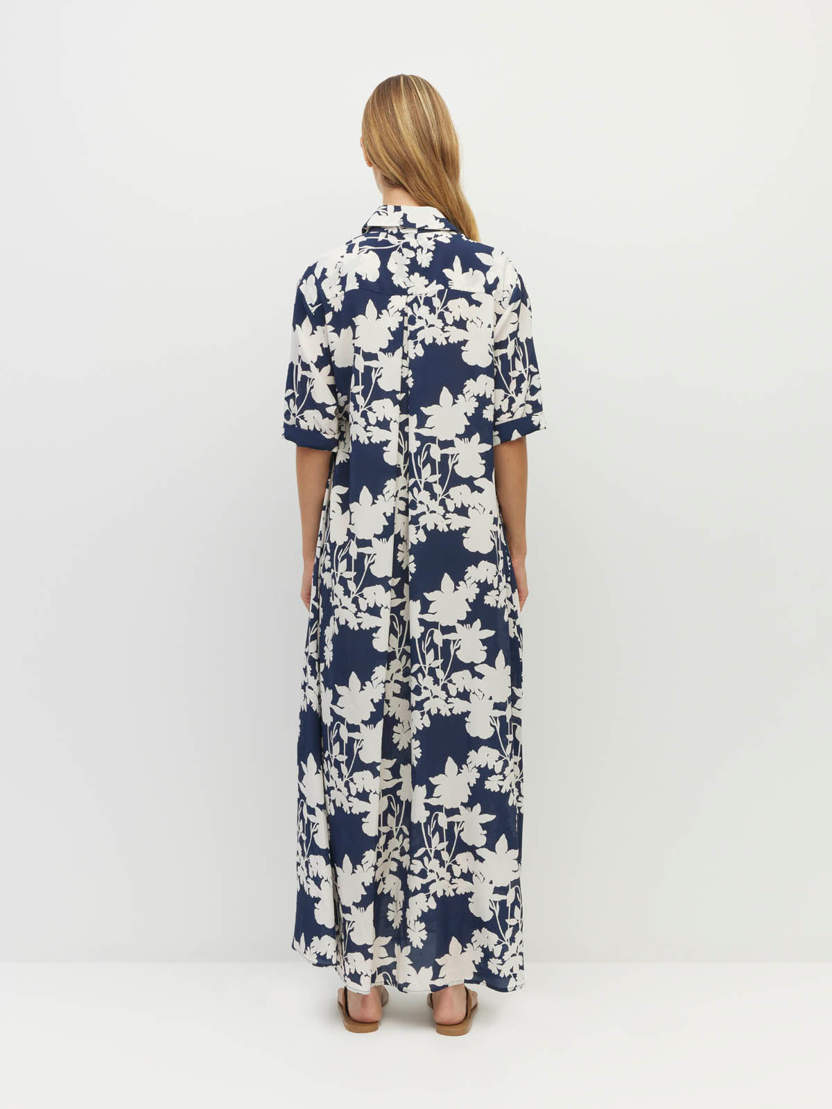 Juliette Hogan Isle Shirtdress (Shadow Floral Silk CDC) Silhouette - lightweight silk shirtdress in floral print with collar and t-shirt sleeves.
