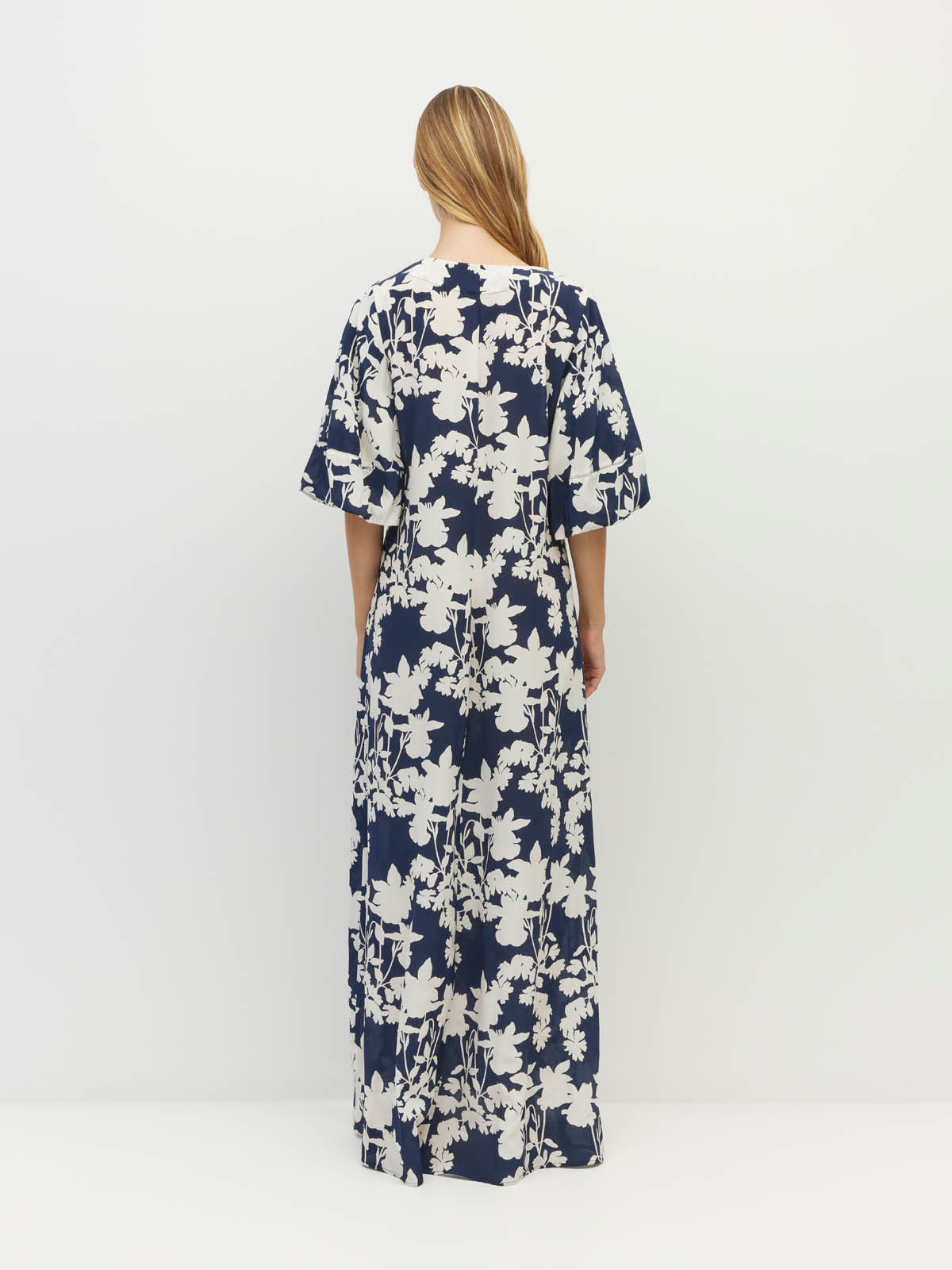 Piper Dress (Shadow Floral Silk CDC) Silhouette