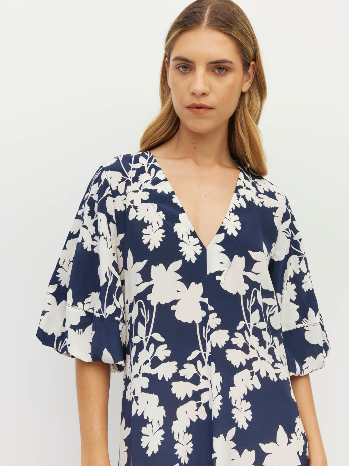Piper Dress (Shadow Floral Silk CDC) Silhouette