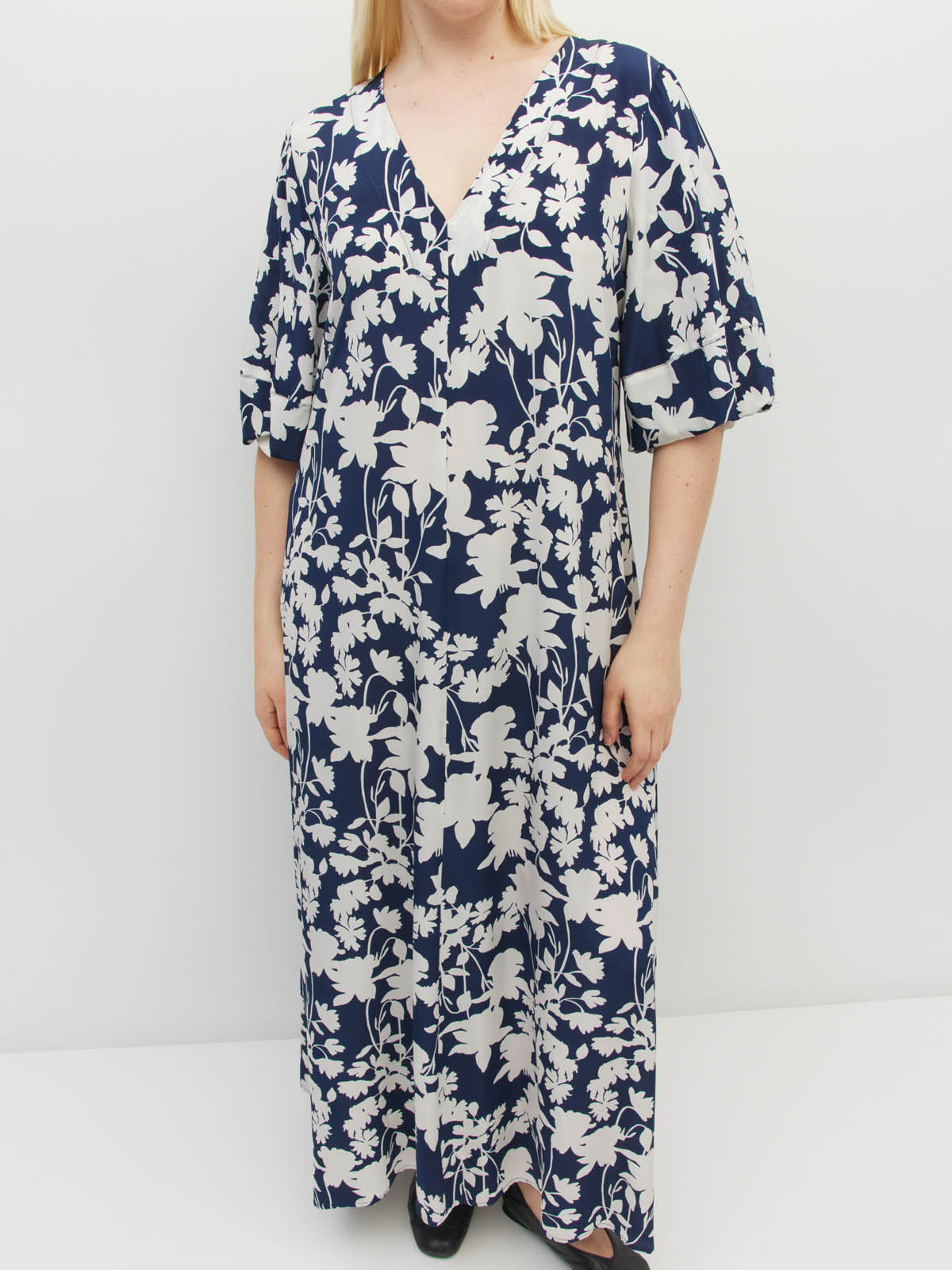 Piper Dress (Shadow Floral Silk CDC) Silhouette