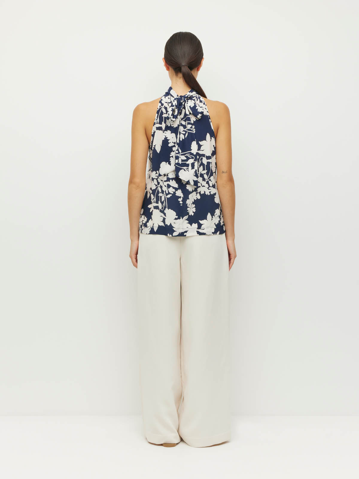 Zelda Blouse (Shadow Floral Silk CDC) Silhouette