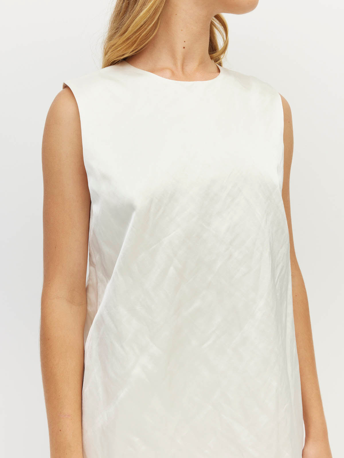 Ilia Dress (Sculptural Satin) Antique Pearl