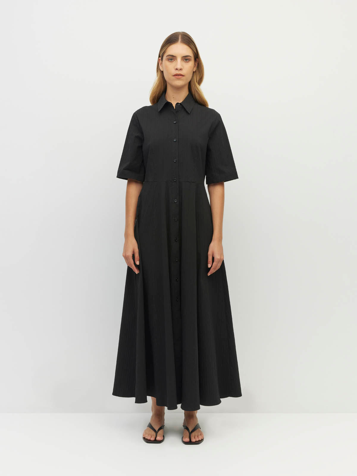 Delphi Dress (Thread Line Cotton) Black Linear