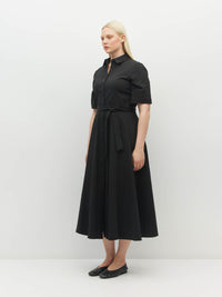 Juliette Hogan Delphi Dress (Thread Line Cotton) Black Linear - cotton shirtdress with tailored waist, collar, t-shirt sleeves, and button-down front.