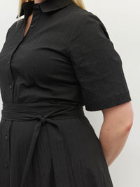 Juliette Hogan Delphi Dress (Thread Line Cotton) Black Linear - cotton shirtdress with tailored waist, collar, t-shirt sleeves, and button-down front.