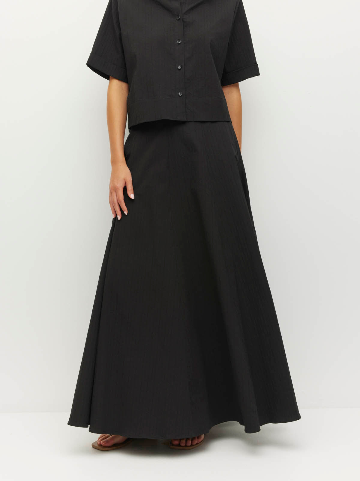 Rhodes Skirt (Thread Line Cotton) Black Linear