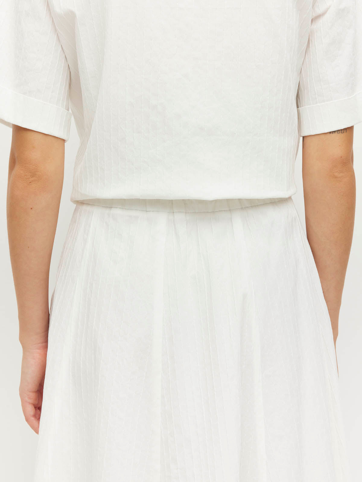 Rhodes Skirt (Thread Line Cotton) White Linear