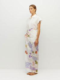 Juliette Hogan Border Sarong (Afterglow Floral Cotton) Blanc - lightweight cotton beach cover-up and sarong, 132cm x 141cm.