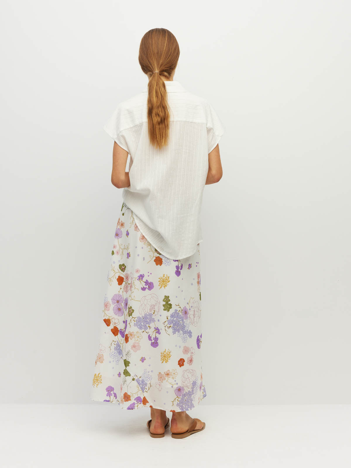 Juliette Hogan Em Skirt (Afterglow Floral Cotton) Blanc - bias-cut printed cotton skirt with elastic waistband, fully lined.