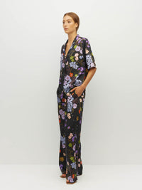 Juliette Hogan Des Shirt (Afterglow Floral Twill) Noir - oversized printed summer shirt with V-neck collar, exposed button placket, and scoop hem.