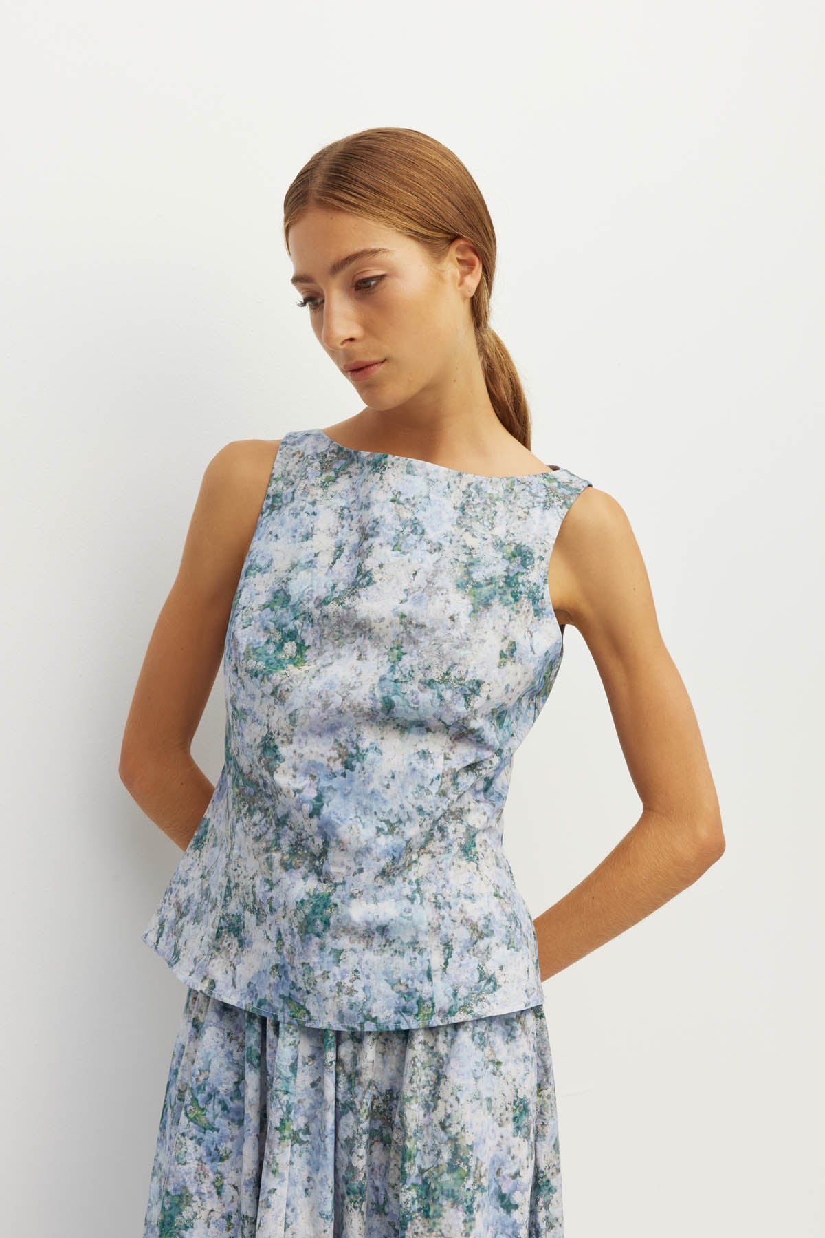 Juliette Hogan Bernie Top (Cloud Flower Cotton) Frosted Sky - fitted sleeveless cotton top with wide boat neckline and centre back zip closure.