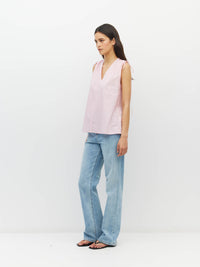 Juliette Hogan Tulia Top (Pastel Cotton) Pale Pink - reversible cotton top with adjustable V-neckline and tie shoulders, finishing at the hip.