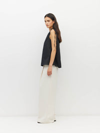 Juliette Hogan Tulia Top (Resort Cotton) Black - reversible cotton top with adjustable V-neckline and tie shoulders, self-lined, finishing at the hip.