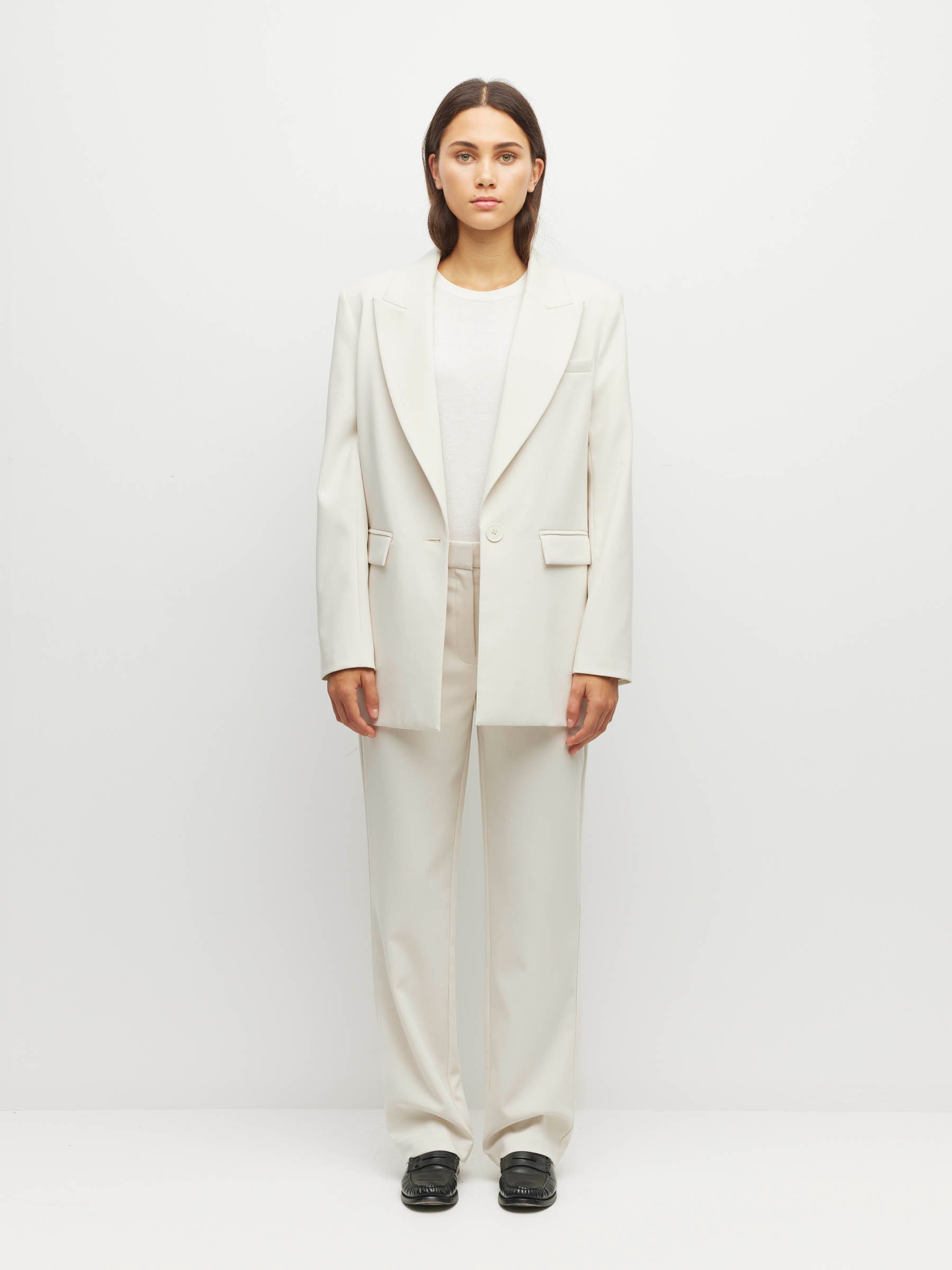Peak Tuxe Jacket (Foundation Suiting) Chalk