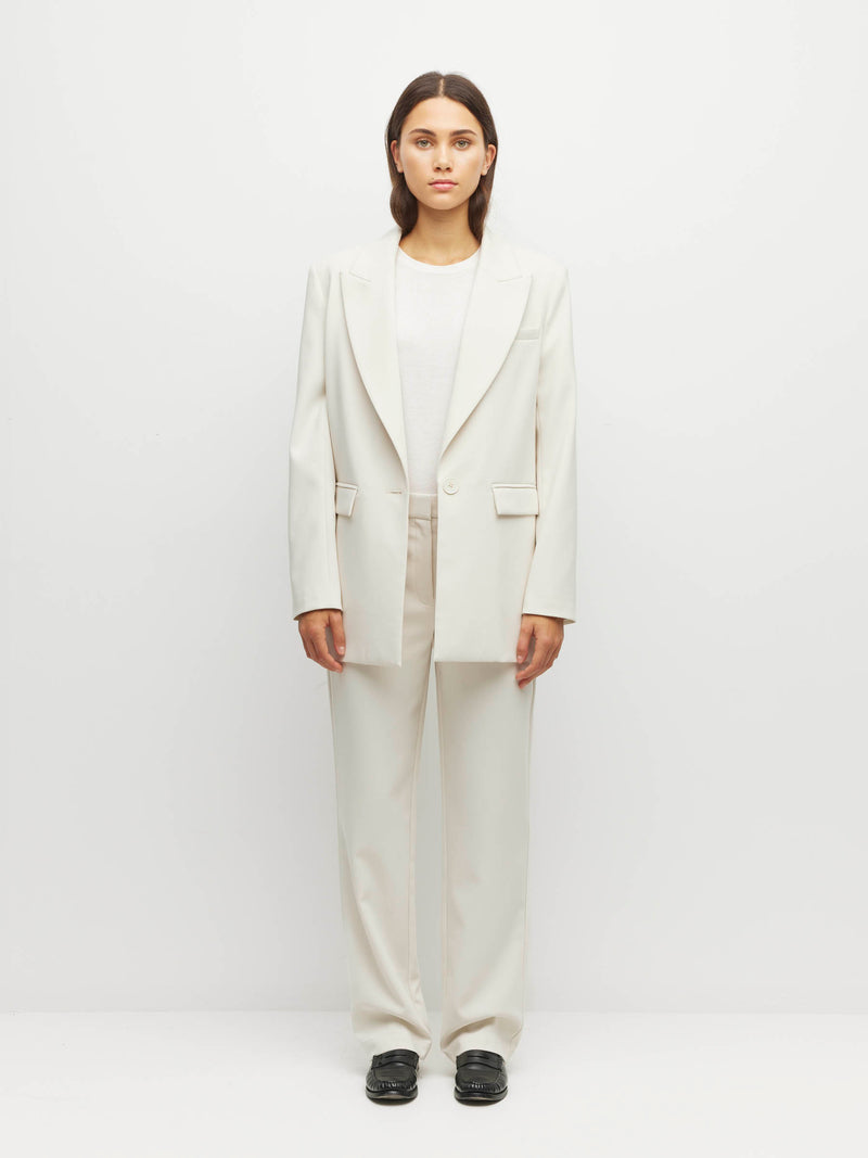 Peak Tuxe Jacket (Foundation Suiting) Chalk