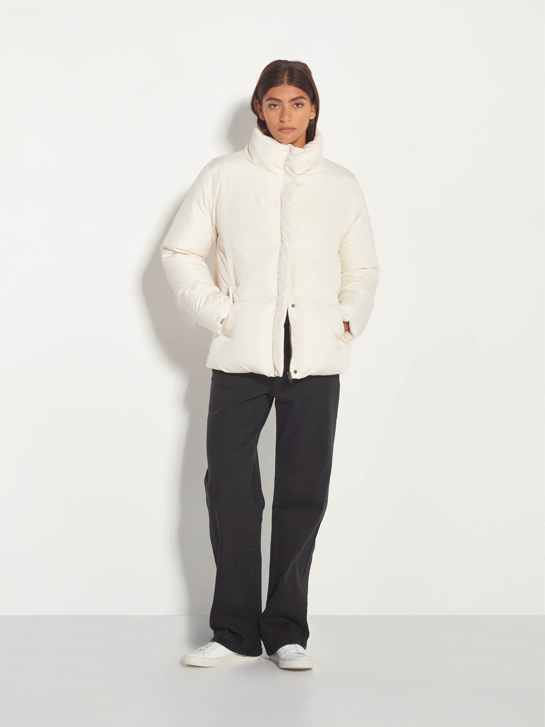 Puffer Jacket (Recycled Down) Snow