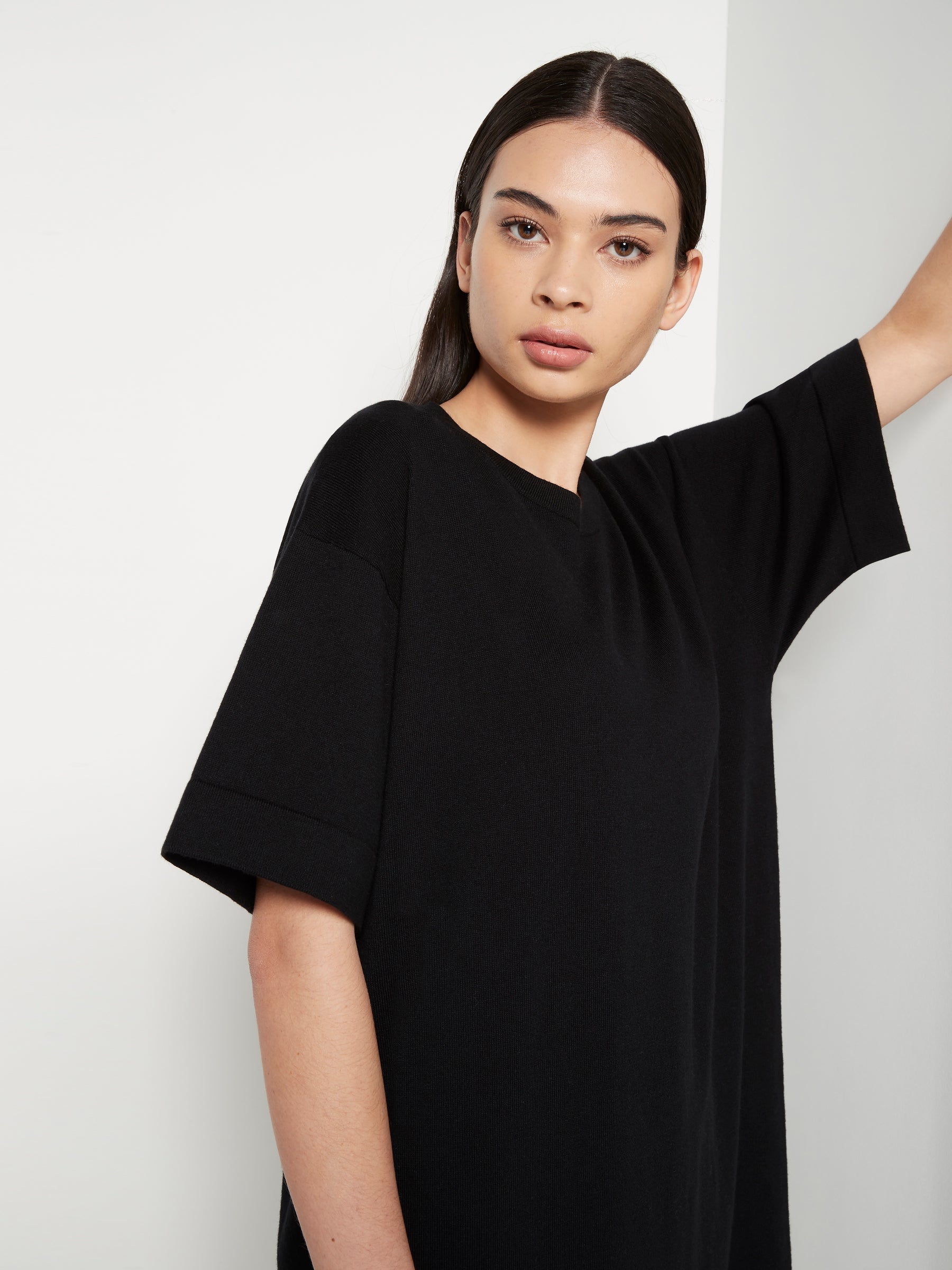 Plain black online tshirt dress